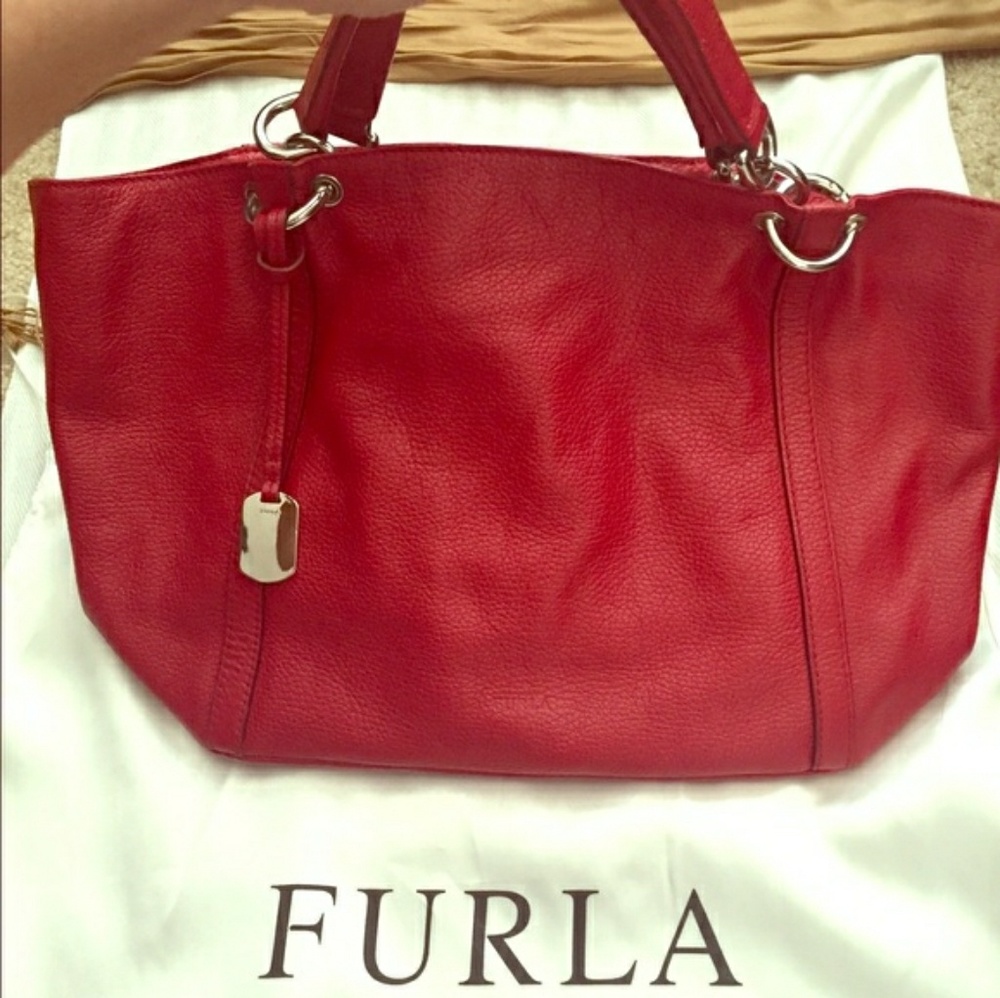 Furla Zaffiro Hobo